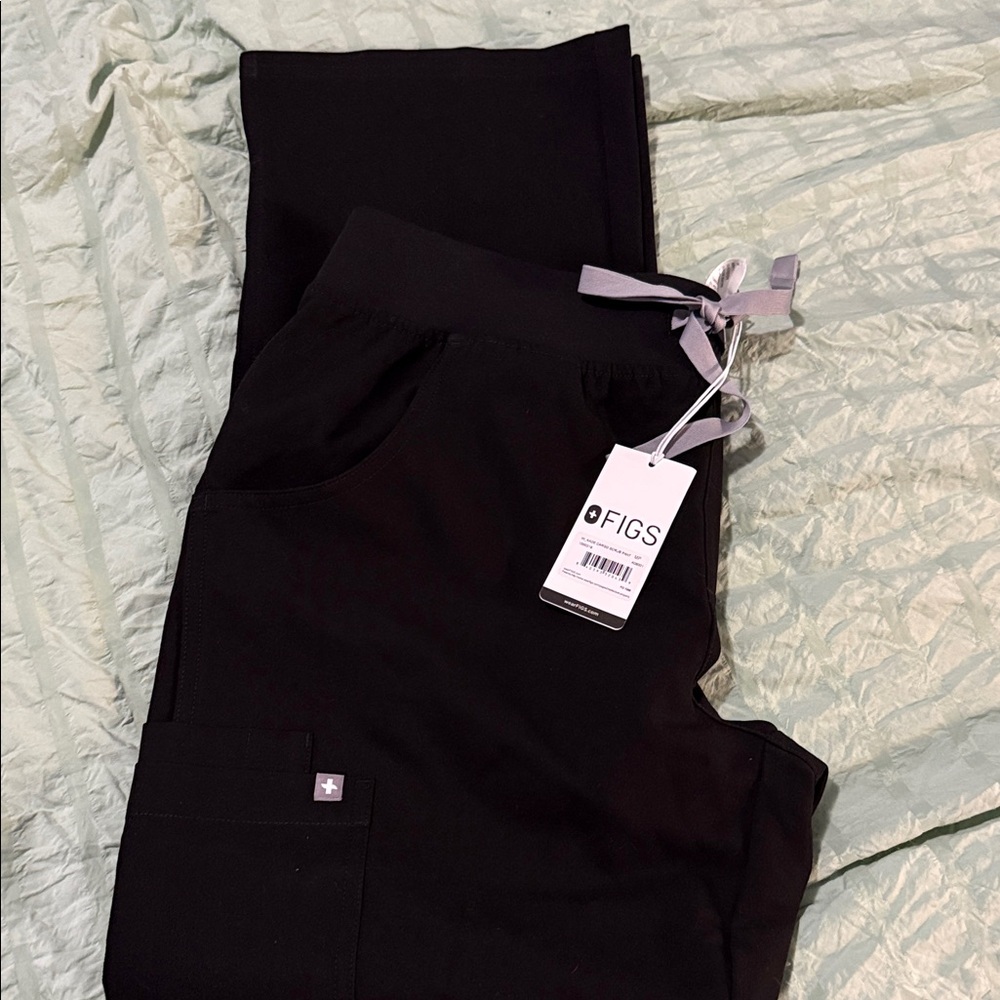 FIGS black Scrub Pants